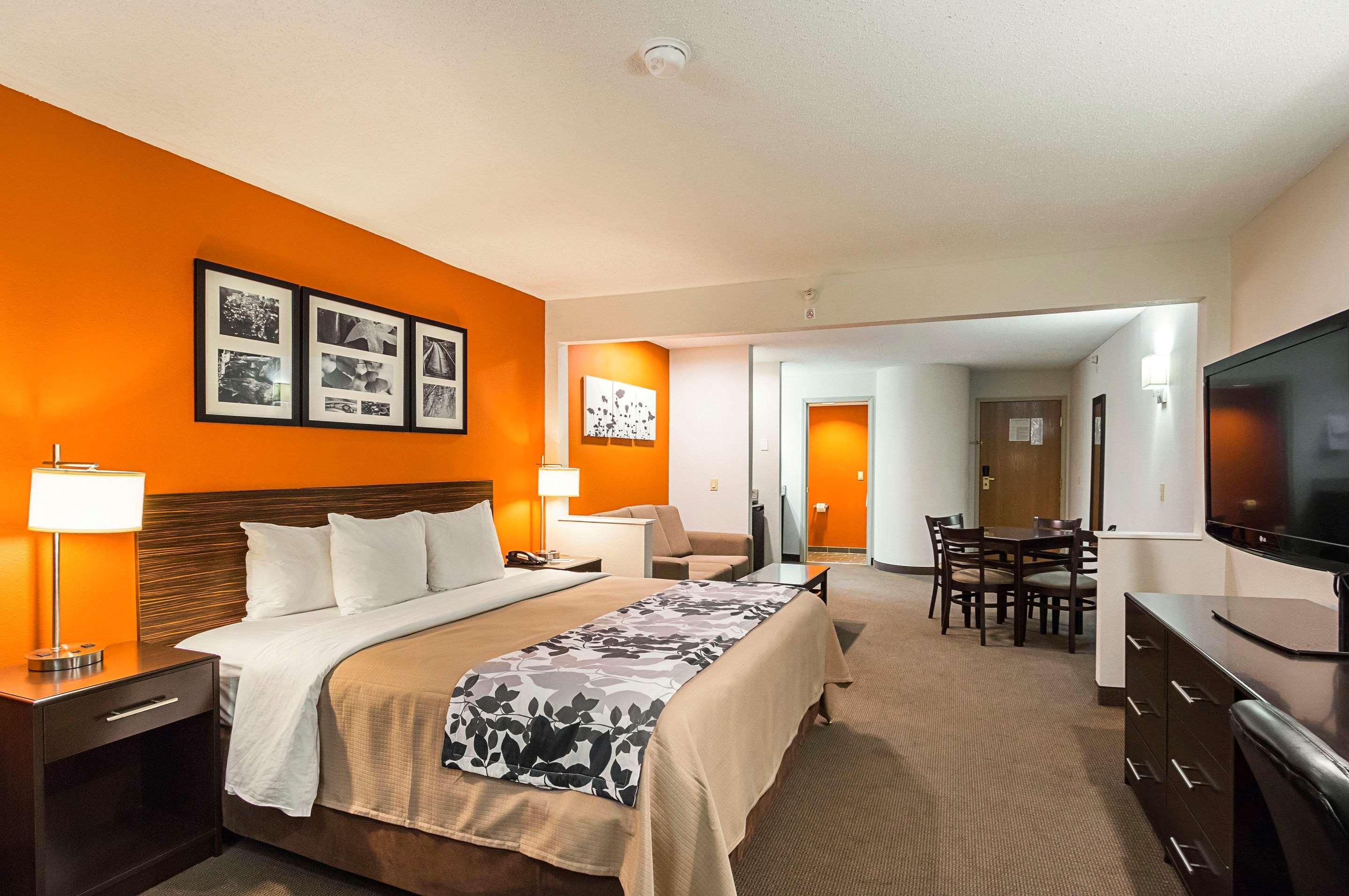 Sleep Inn&suites 3*